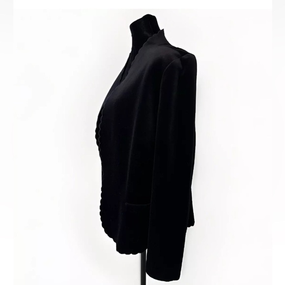 Black Velvet Jacket Blazer L Vintage Union Made Scalloped Party Office Church - Picture 4 of 8